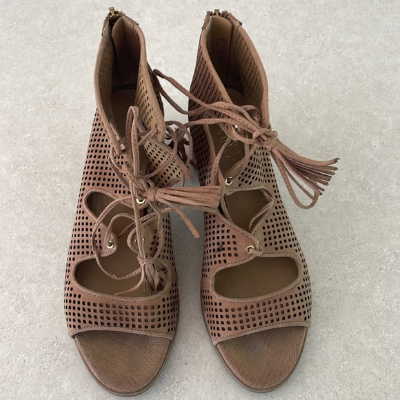 Franco Sarto Leather Honolulu Sandal - Picture 3 of 11